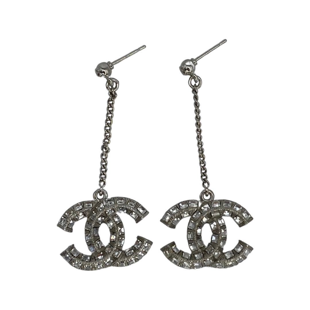 CHANEL: CC Drop Earrings