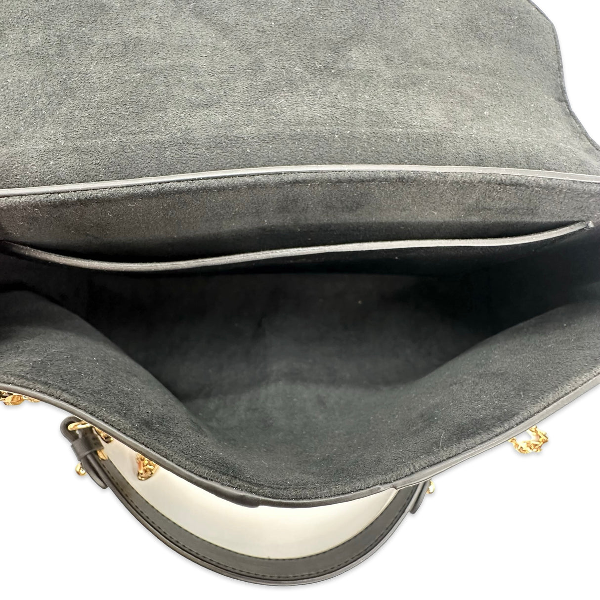 LOUIS VUITTON: Calfskin Lovenote Chain Clutch