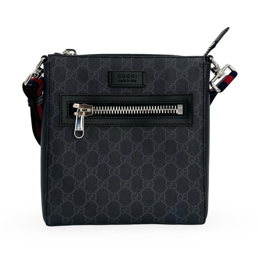 GUCCI: GG Supreme Small Messenger