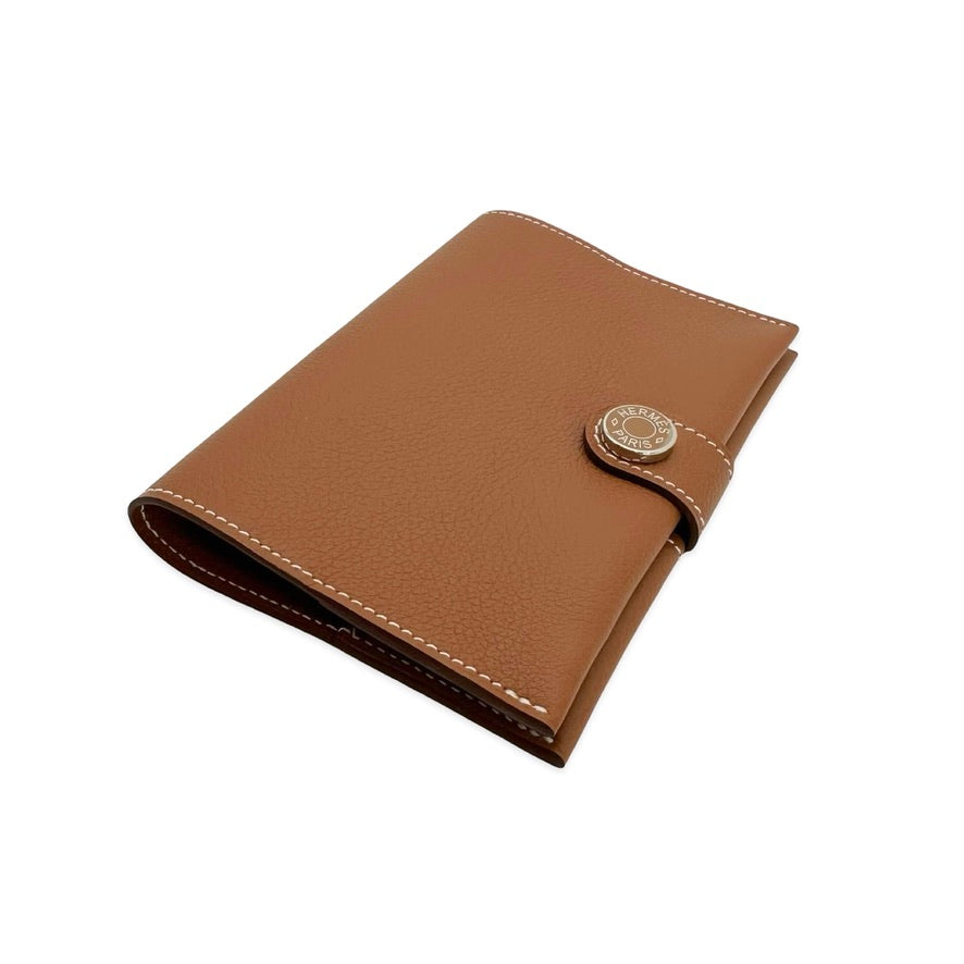 HERMES: Calfskin R.M.S. Passport Holder