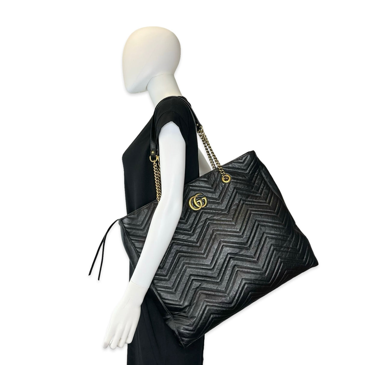 GUCCI: Quilted Leather GG Marmont Slim Tote