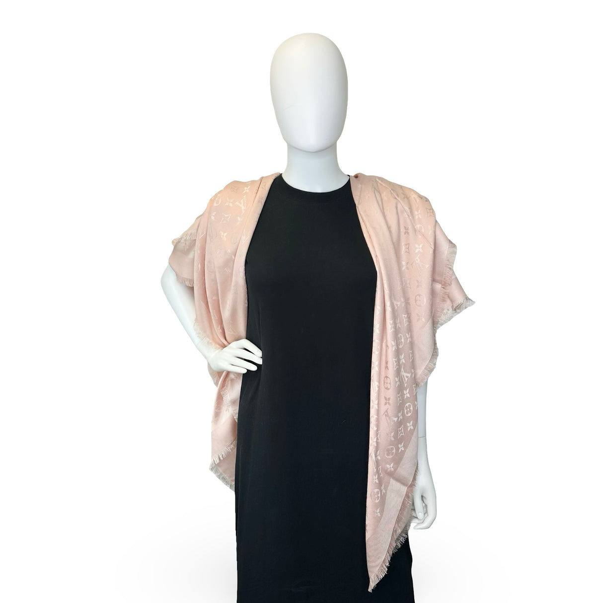 LOUIS VUITTON: Monogram Classic Shawl
