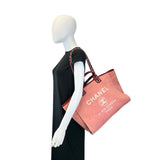 CHANEL: Tweed Large Deauville Tote