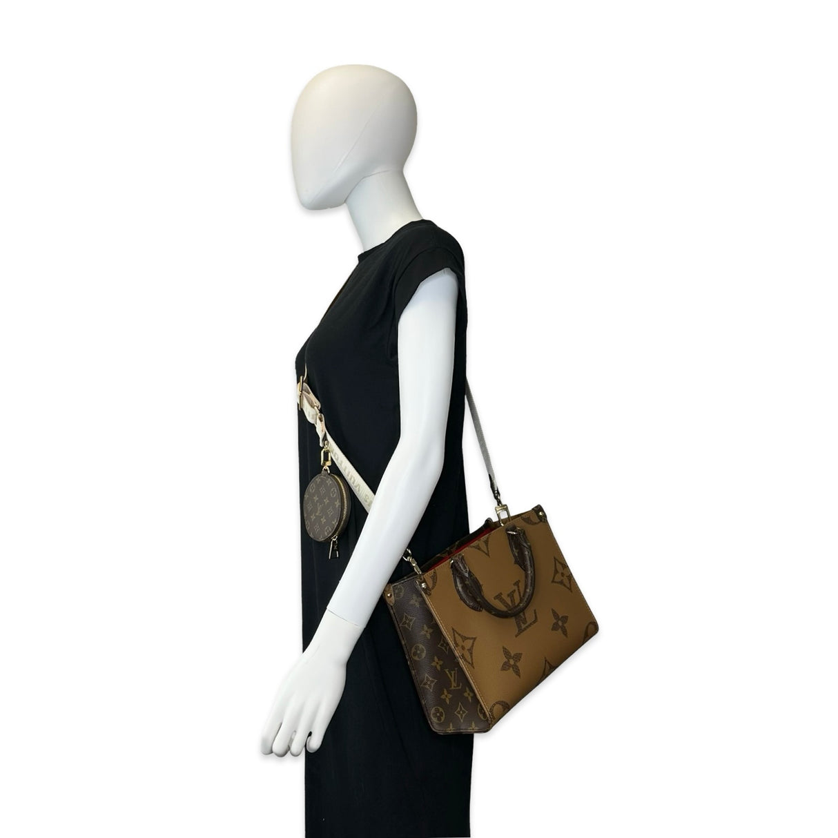 LOUIS VUITTON: Monogram Onthego PM