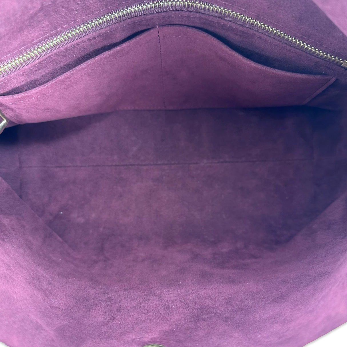 LOUIS VUITTON: Monogram Carryall PM