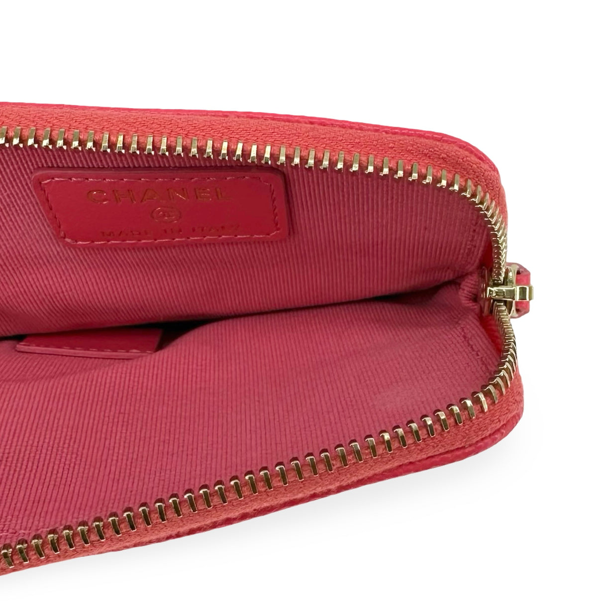 CHANEL: Quilted Caviar Compact Zip Wallet
