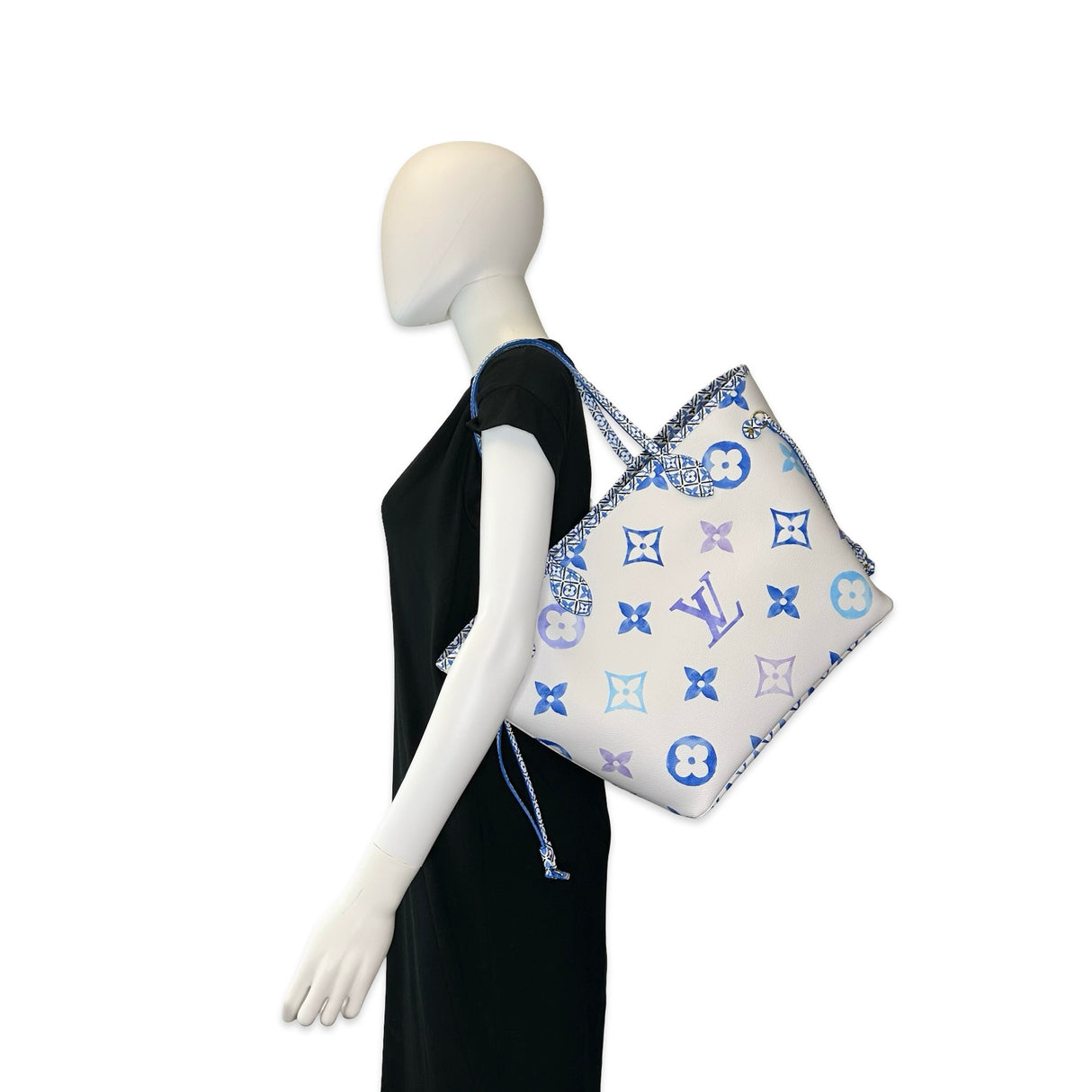 LOUIS VUITTON: Monogram By the Pool Neverfull MM