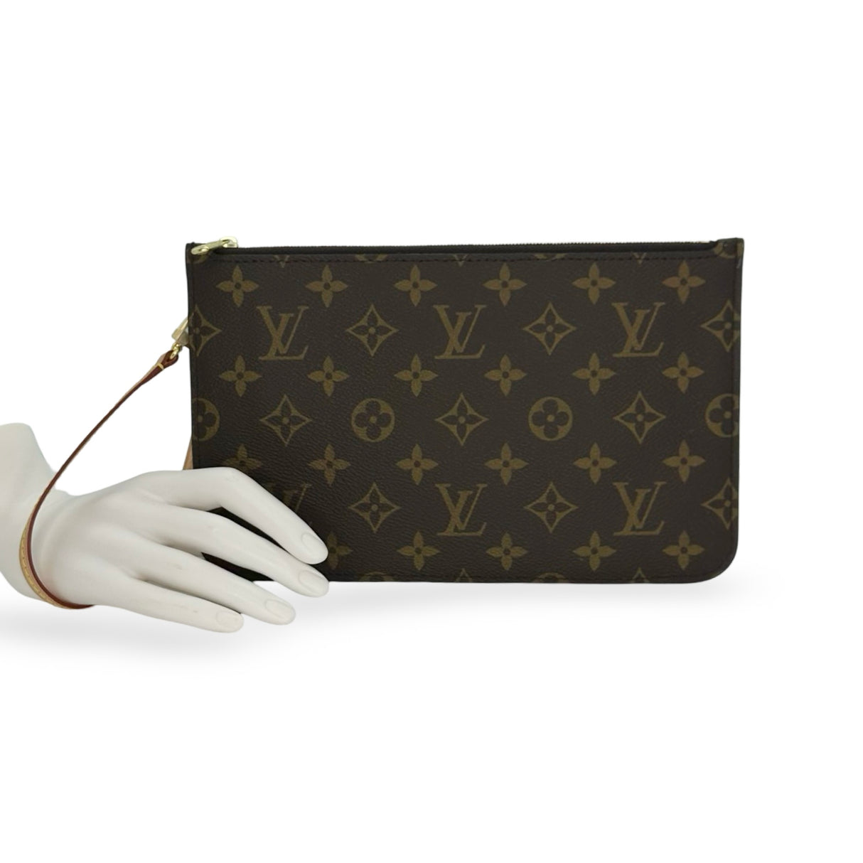 LOUIS VUITTON: Monogram Neverfull Pochette