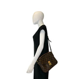 LOUIS VUITTON: Monogram Pochette Metis