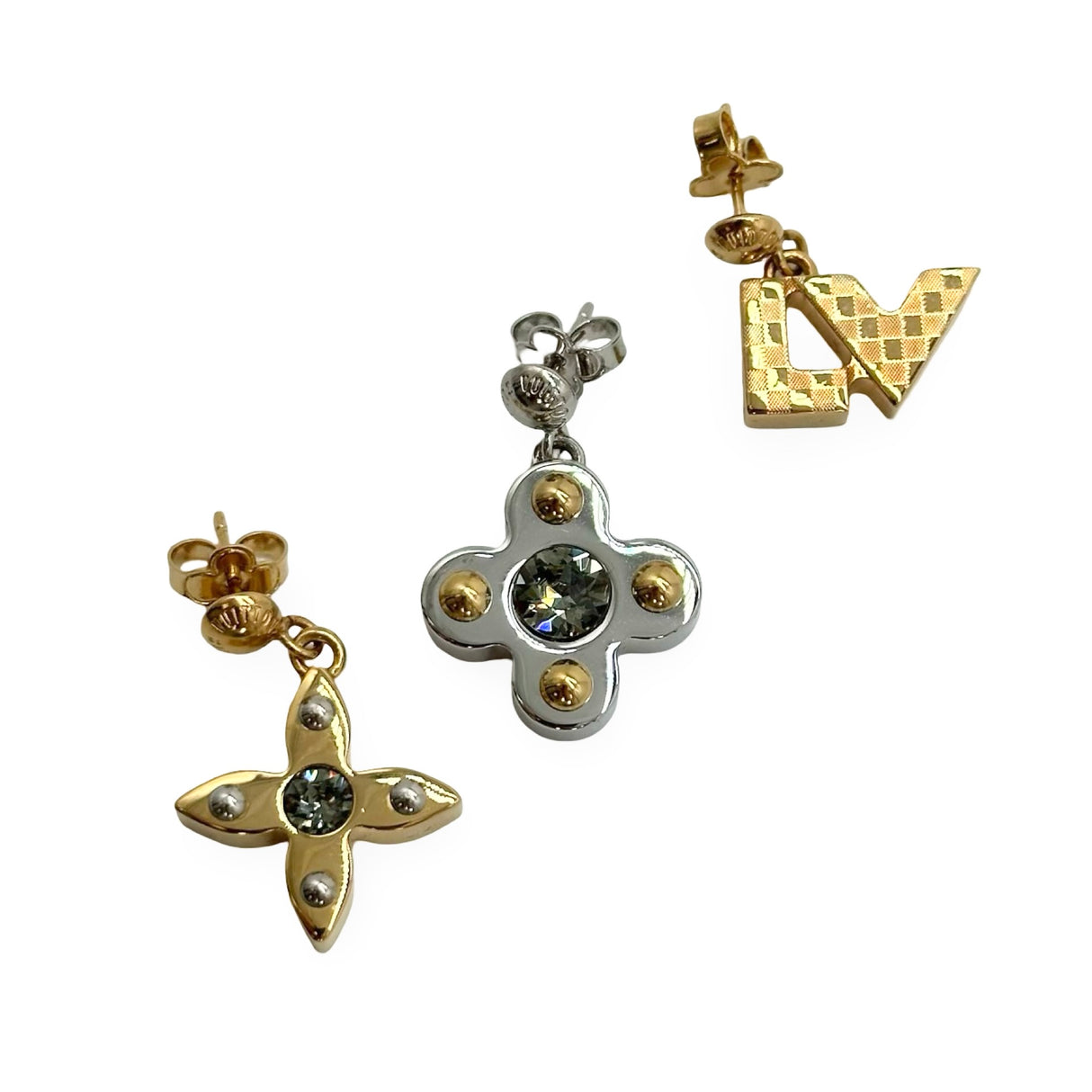 LOUIS VUITTON: Crystal Love Letters Timeless Stud Earrings Set