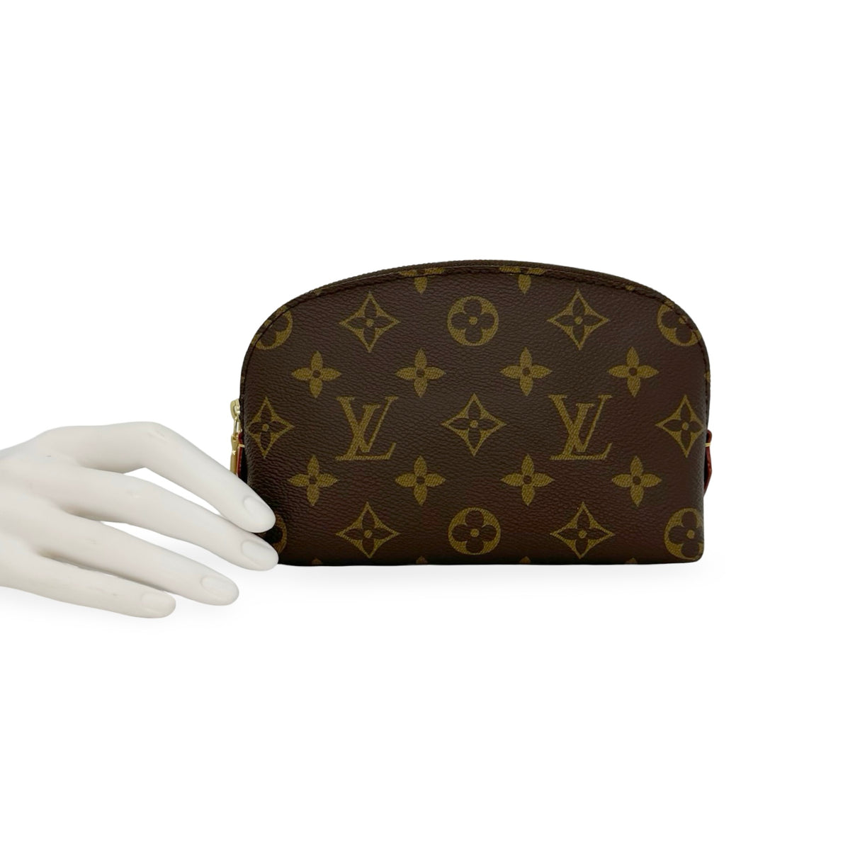 LOUIS VUITTON: Monogram Small Cosmetic Pouch