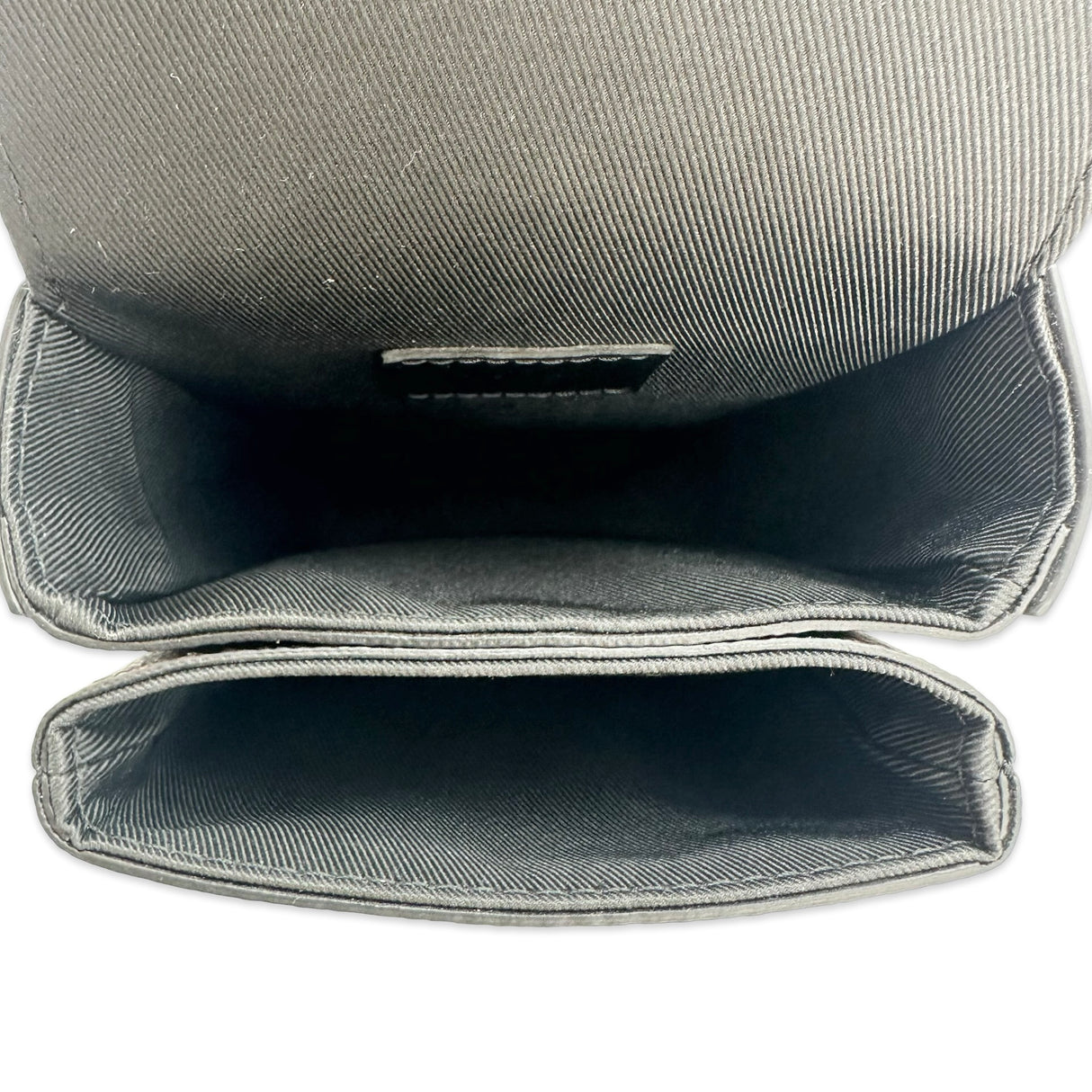 LOUIS VUITTON: Monogram S-Lock Vertical Wearable Wallet