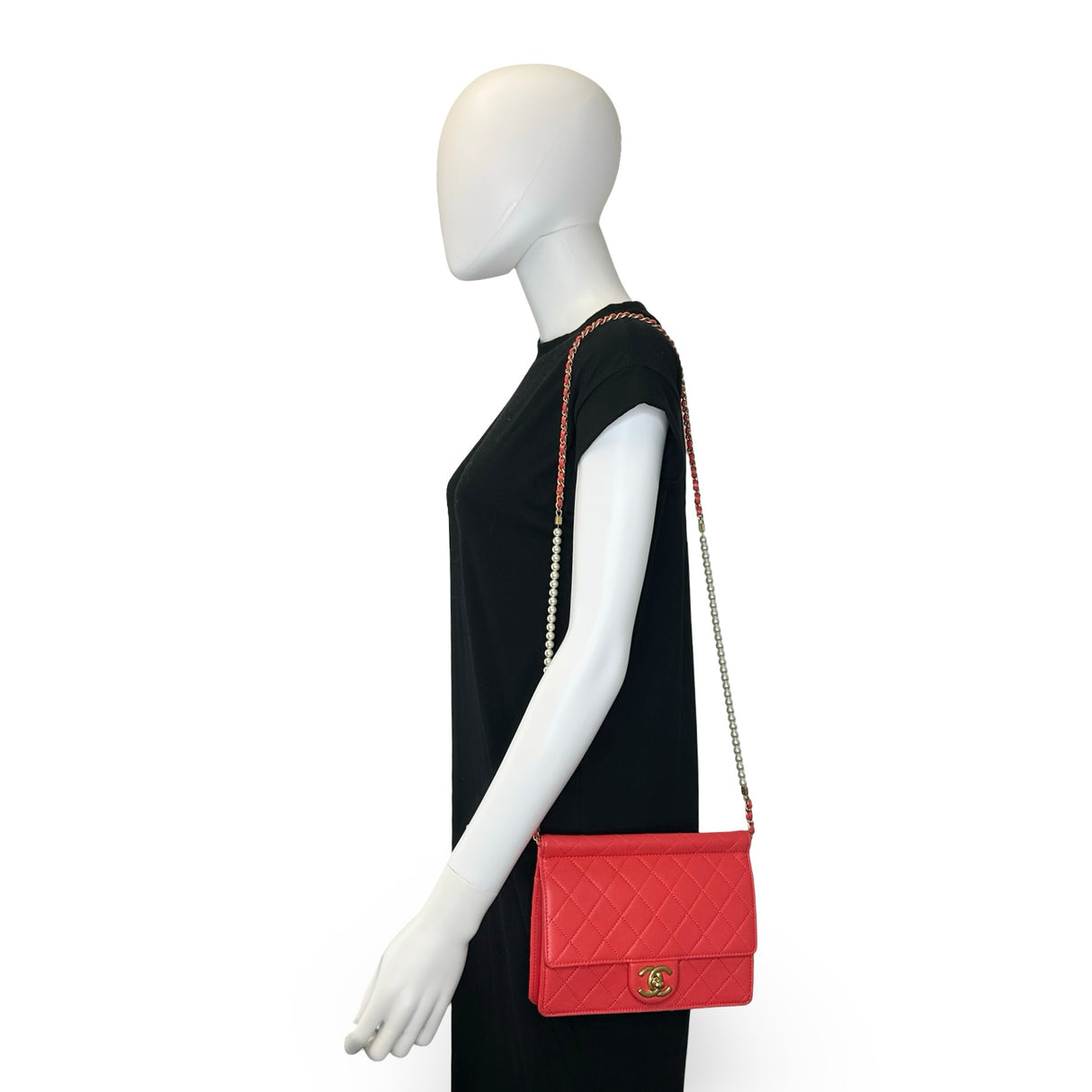 CHANEL: Quilted Lambskin Medium Pearl Chain Flap Bag
