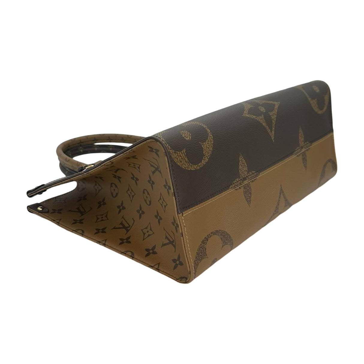 LOUIS VUITTON: Monogram Onthego MM