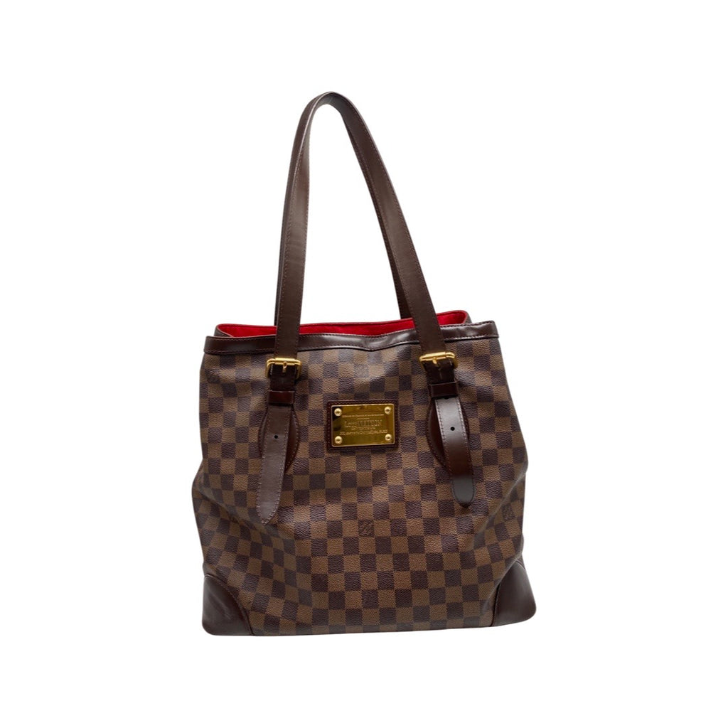 LOUIS VUITTON: Lambskin Quilted Flowers Triangle Softy – Luv Luxe Scottsdale