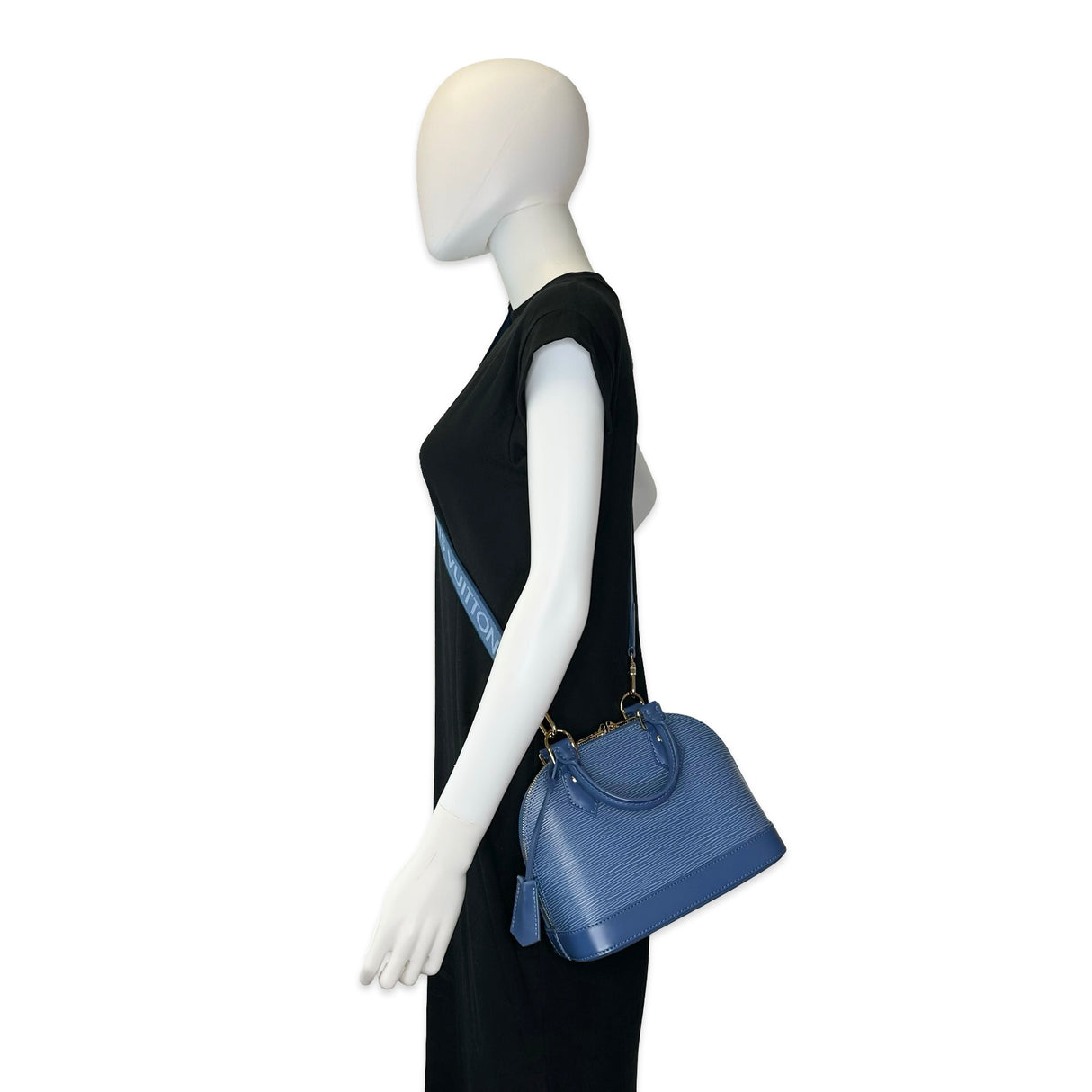 LOUIS VUITTON: Epi Alma BB