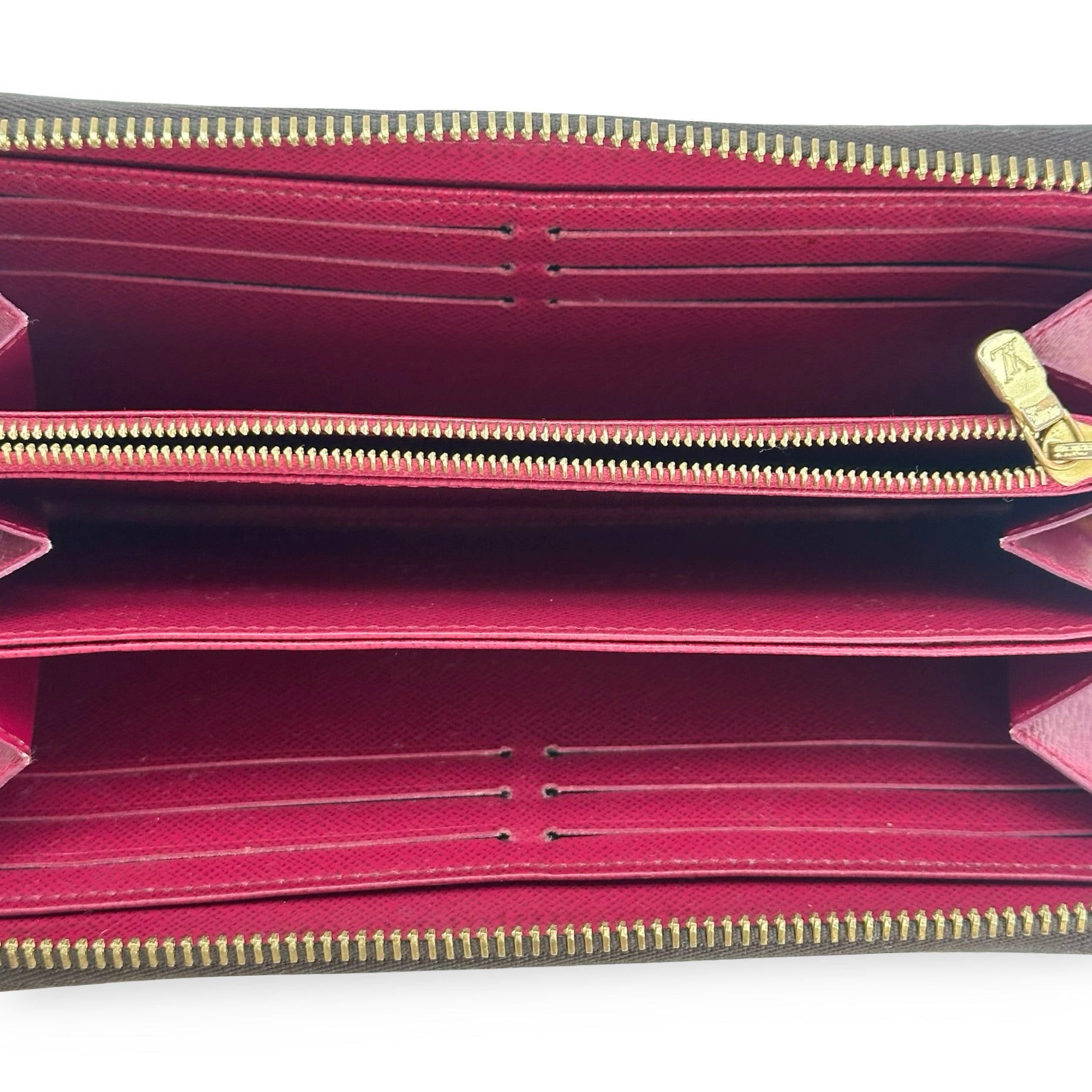 LOUIS VUITTON: Monogram Zippy Wallet – Luv Luxe Scottsdale