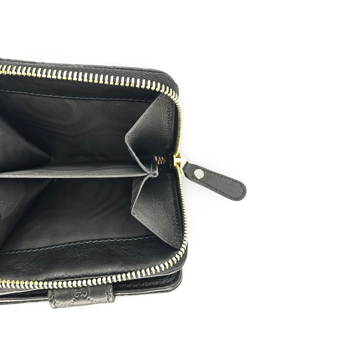 GUCCI: Microguccissima Compact Zip Wallet