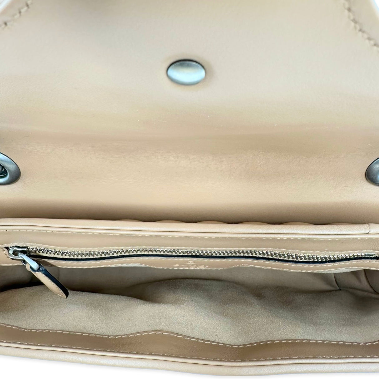 GUCCI: Aria Quilted GG Marmont Small Flap Bag