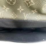 LOUIS VUITTON: Monogram Pulse Messenger