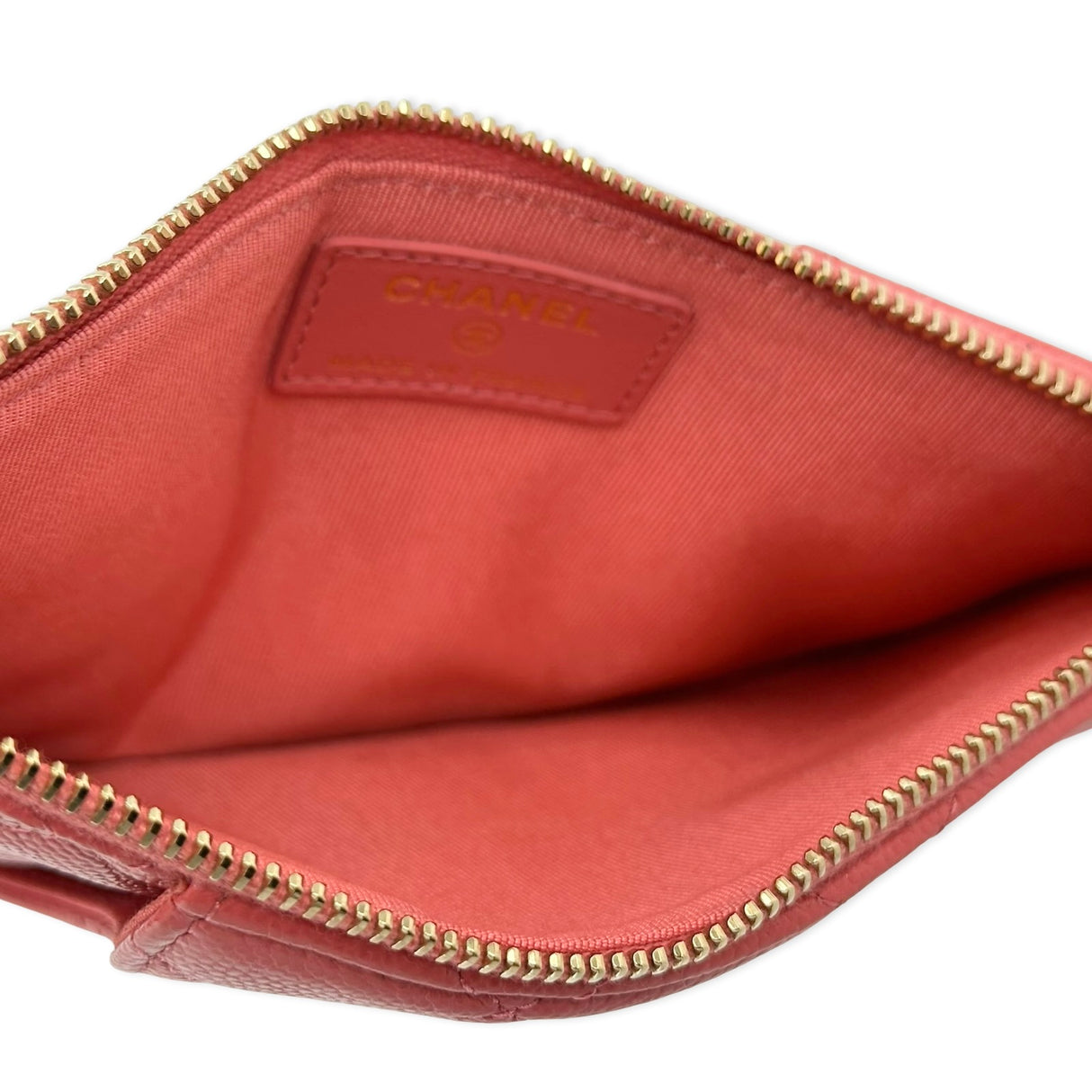 CHANEL: Quilted Caviar Zip Phone Zip Card Case