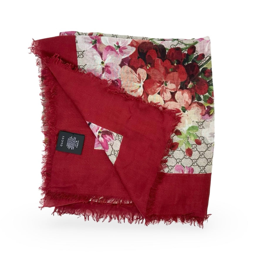 GUCCI: GG Supreme Bloom Scarf