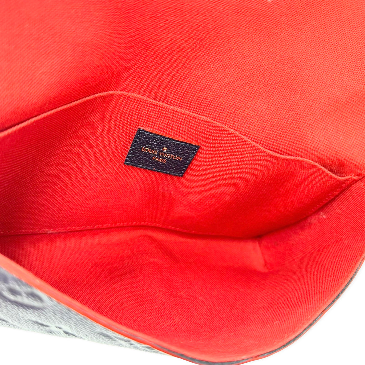 LOUIS VUITTON: Monogram Empreinte Felicie Pochette