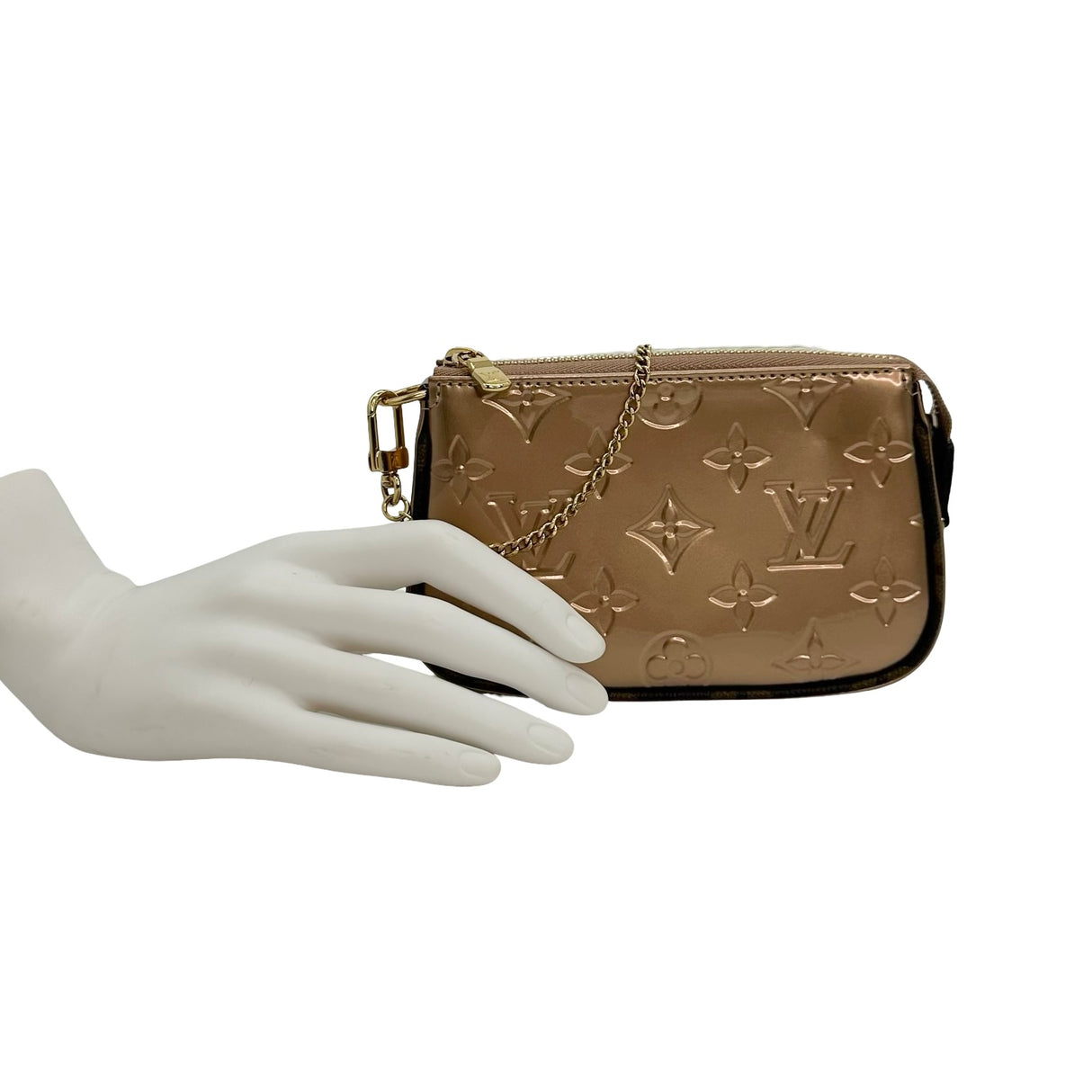 LOUIS VUITTON: Monogram Vernis Mini Pochette Accessoires