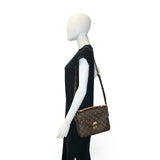 LOUIS VUITTON: Monogram Pochette Metis