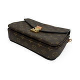 LOUIS VUITTON: Monogram Pochette Metis