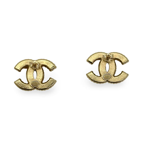 CHANEL: CC Enamel Post Earrings