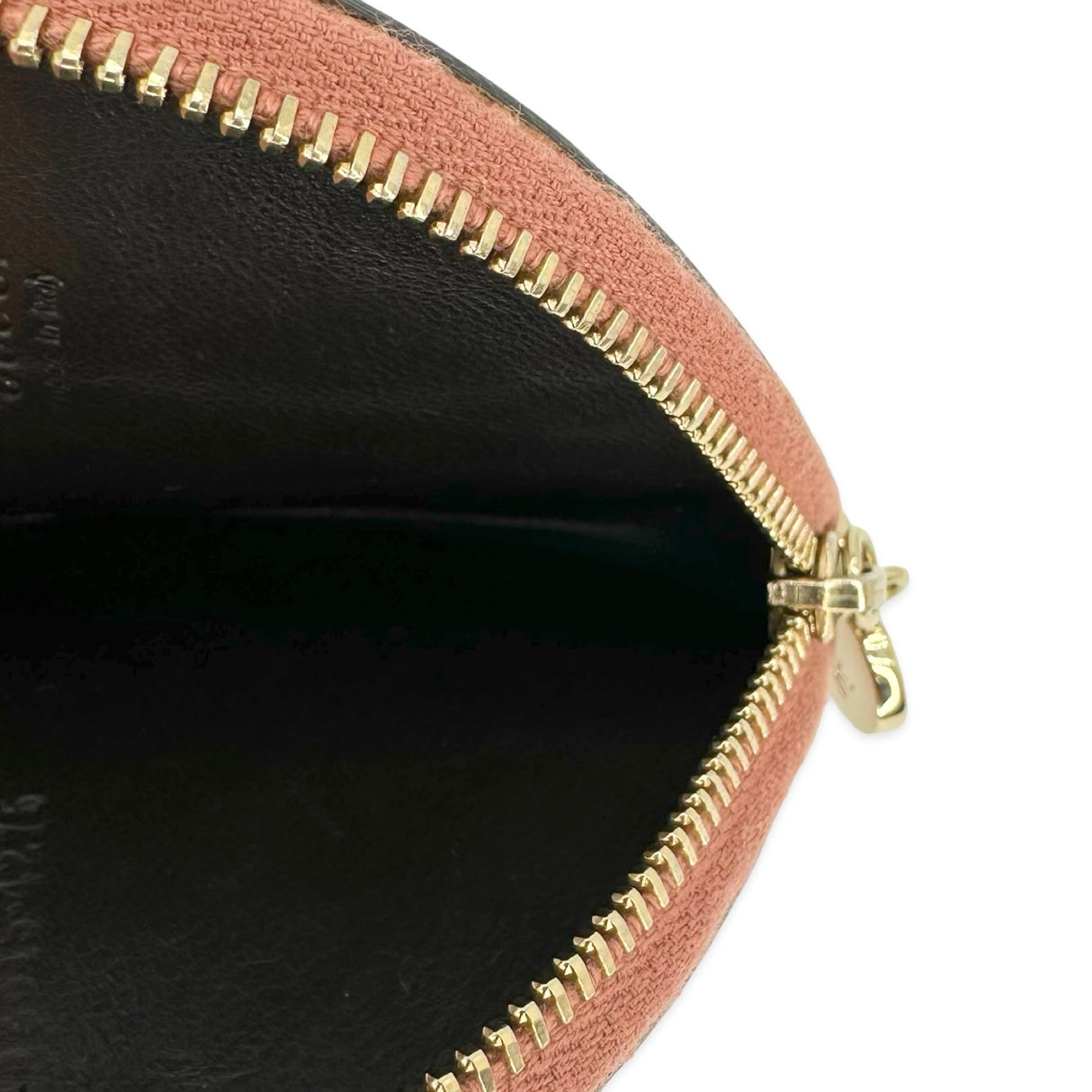 GUCCI: Microguccissima Heart Zip Coin Purse Key Pouch