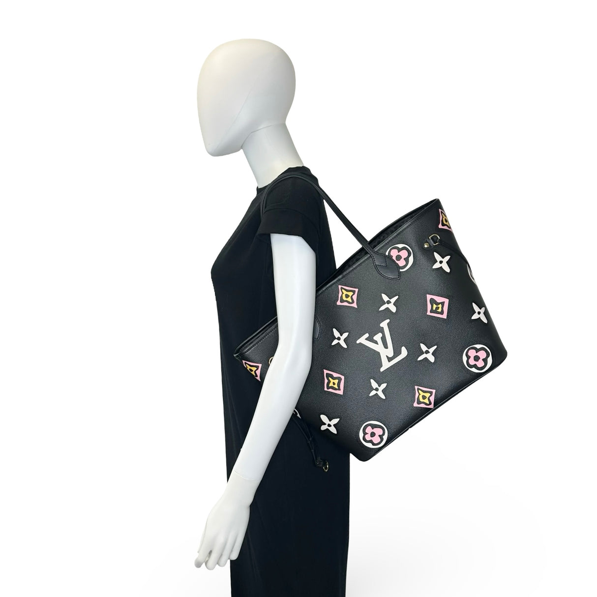 LOUIS VUITTON: Monogram Giant Wild at Heart Neverfull MM