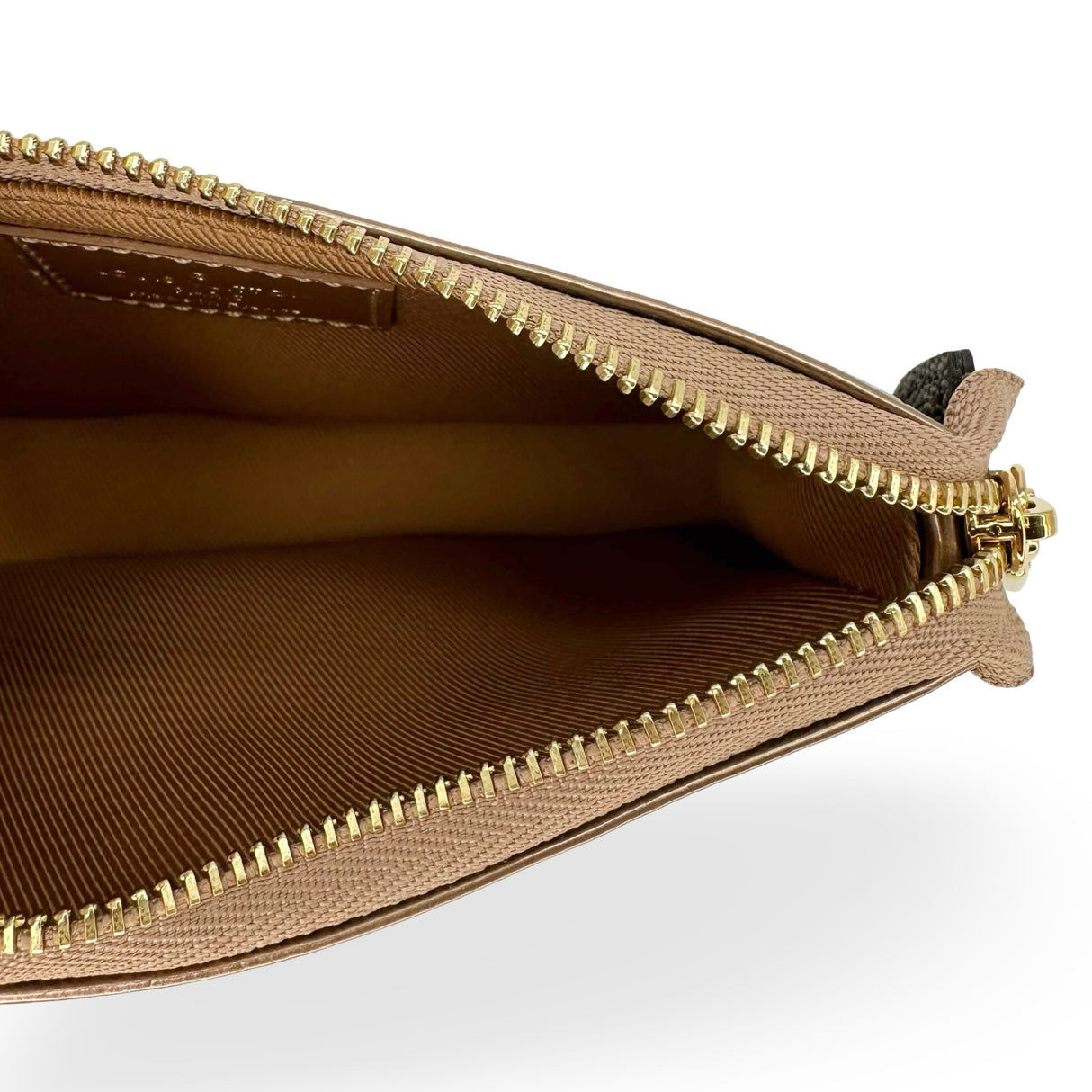 LOUIS VUITTON: Monogram Vernis Mini Pochette Accessoires