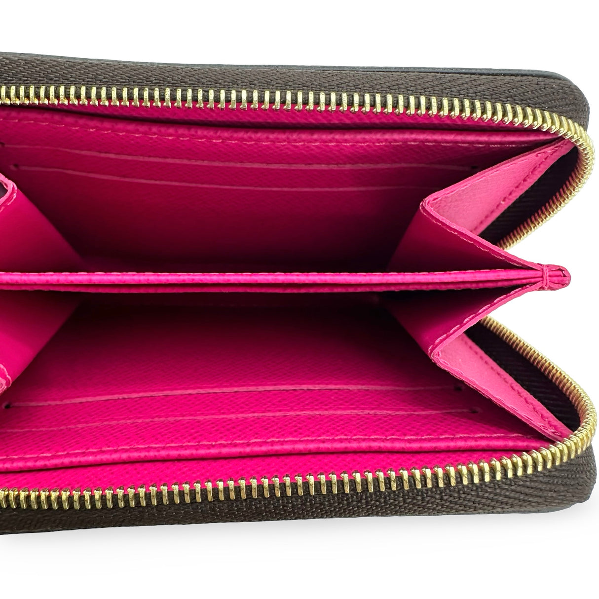 LOUIS VUITTON: Monogram Animation Zippy Coin Purse
