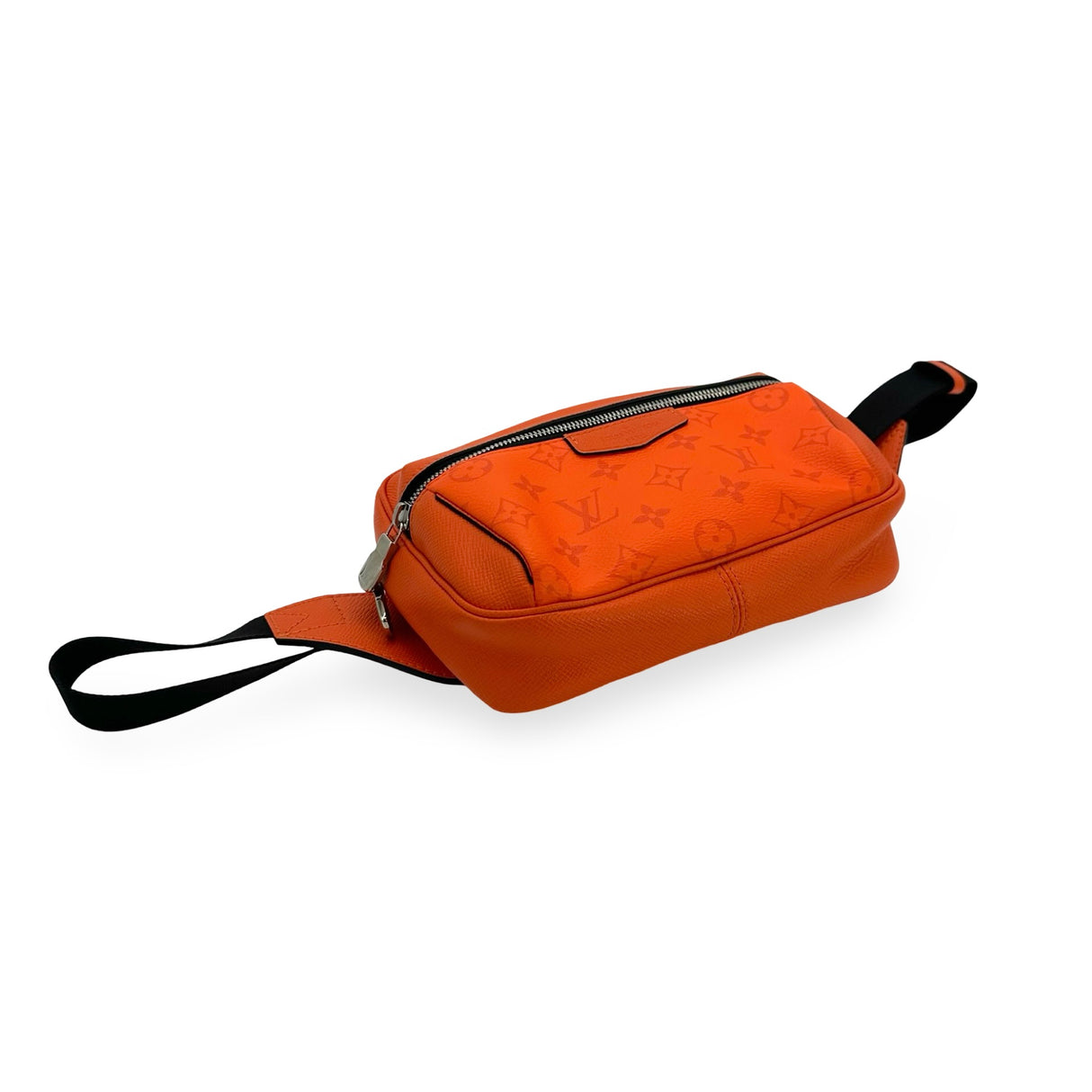 LOUIS VUITTON: Taigarama Outdoor Bum Bag