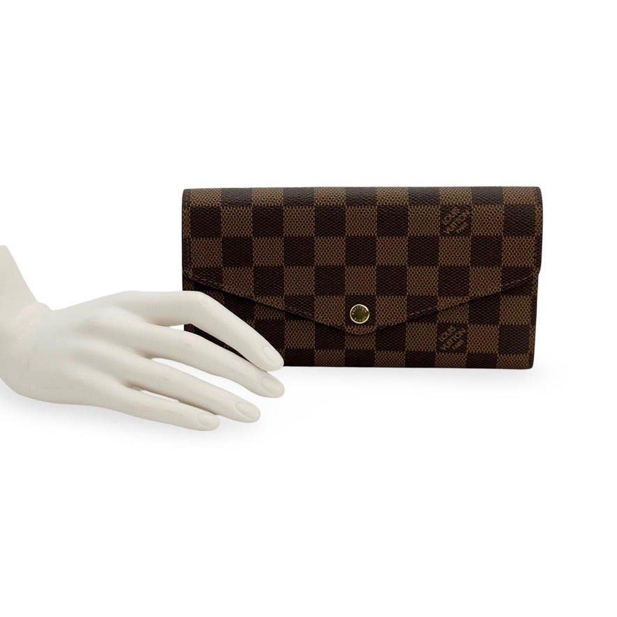 LOUIS VUITTON: Damier Ebene Sarah Wallet