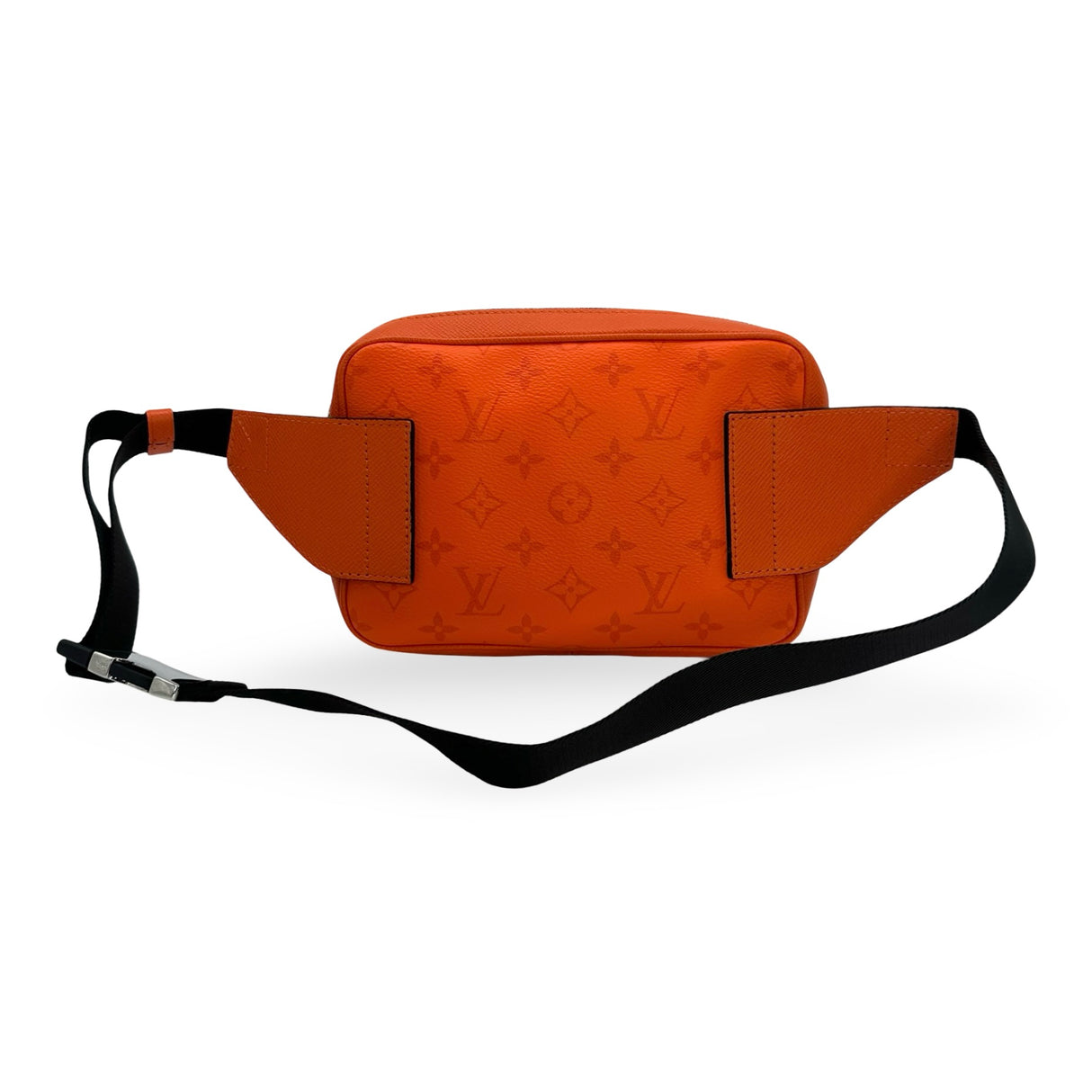 LOUIS VUITTON: Taigarama Outdoor Bum Bag