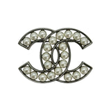 CHANEL: Pearl CC Brooch