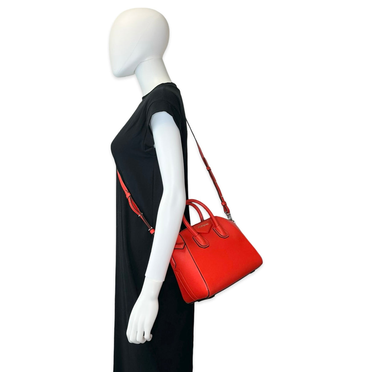 Calfskin Mini Antigona