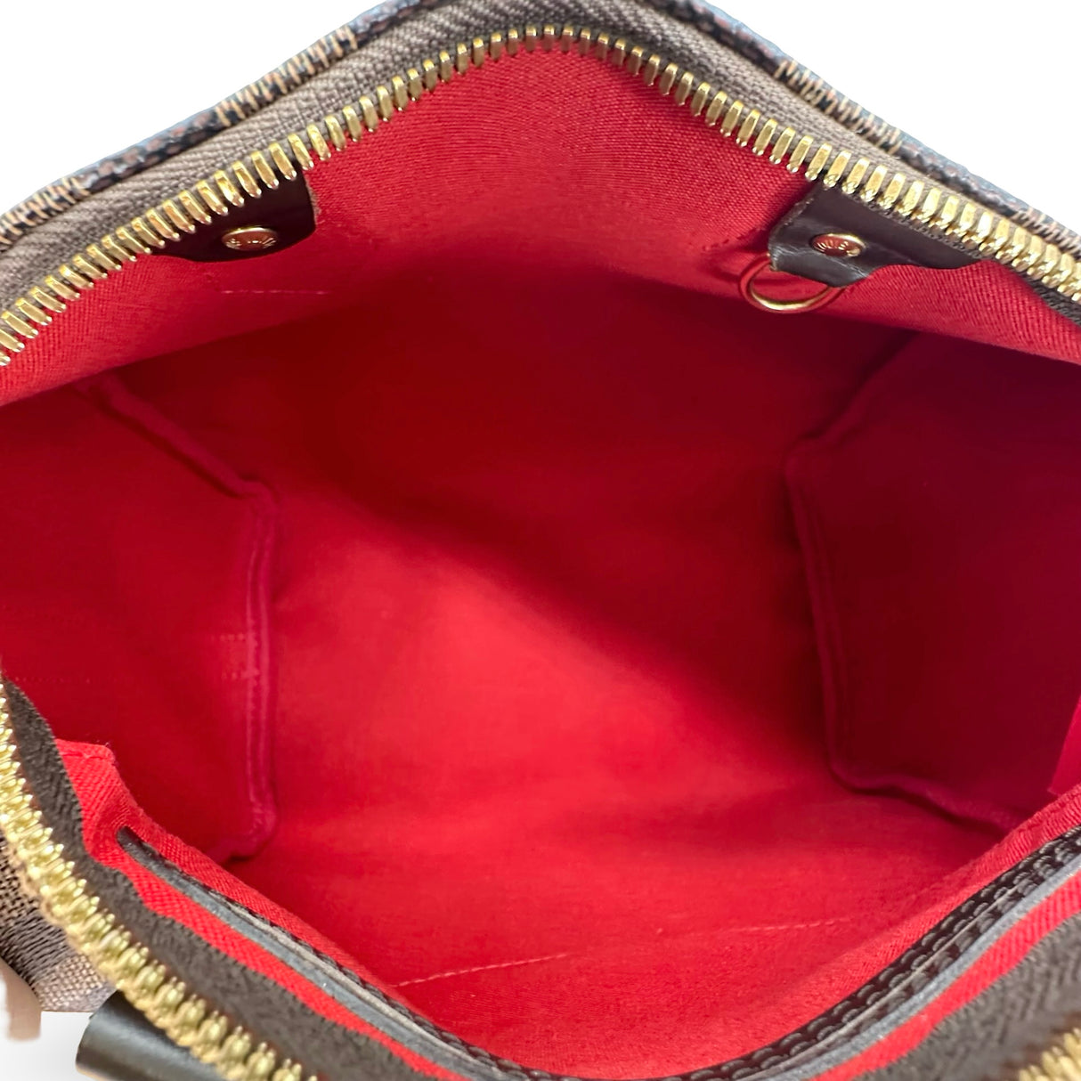 LOUIS VUITTON: Damier Ebene Speedy Bandouliere 25
