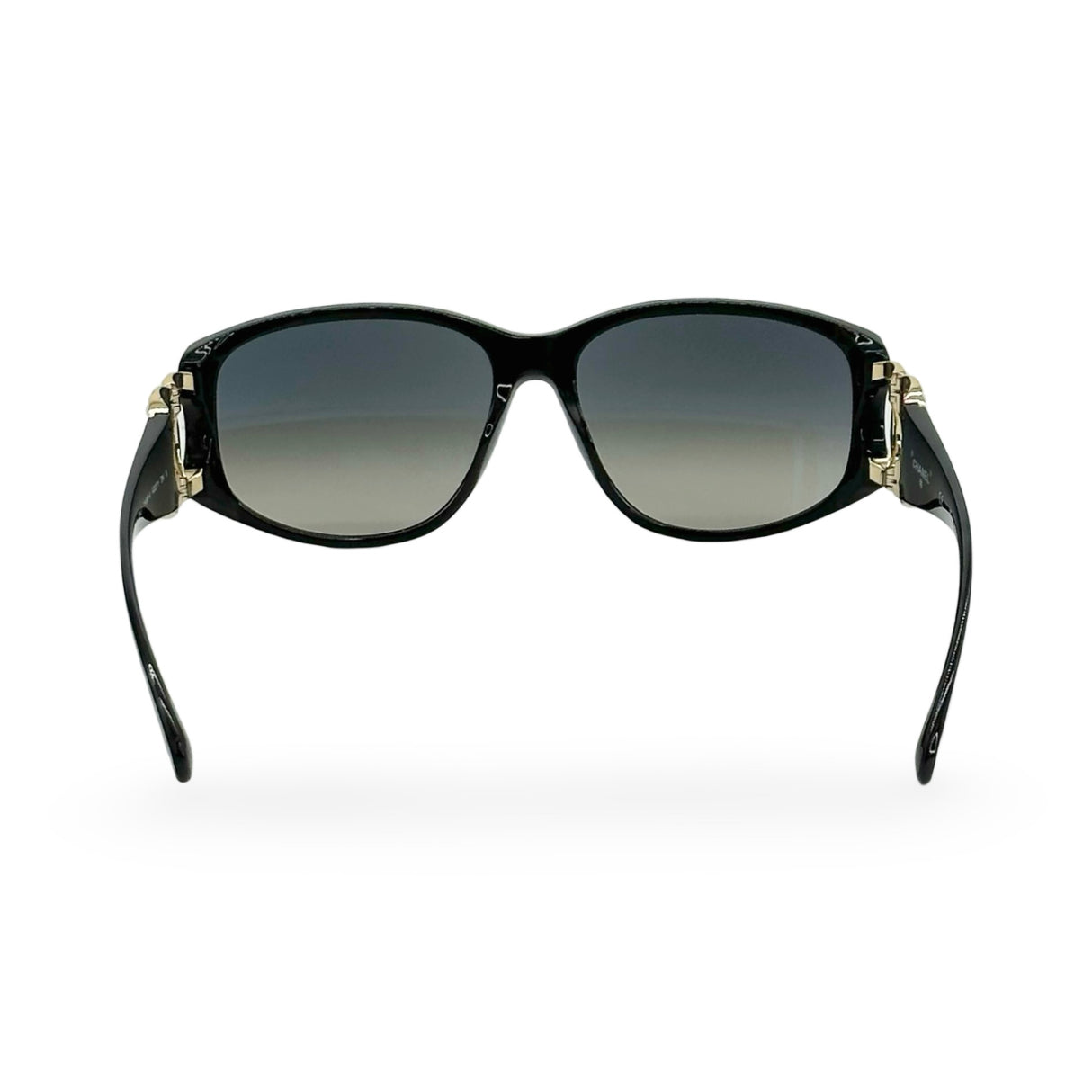 CHANEL: Pearl CC Sunglasses