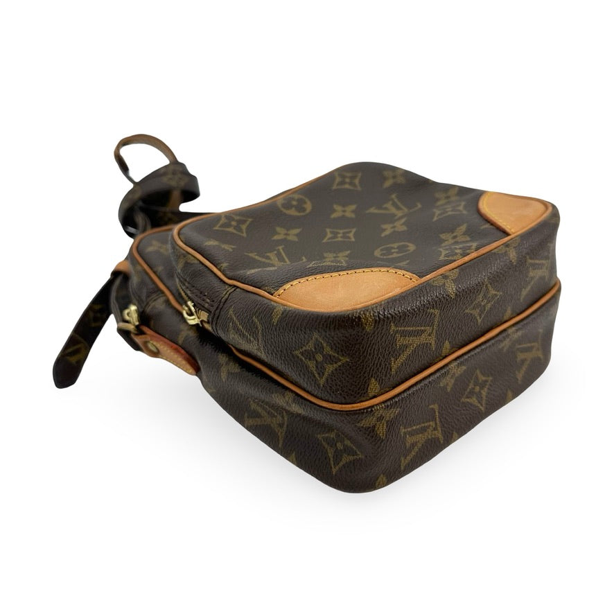 LOUIS VUITTON: Monogram Amazone Crossbody