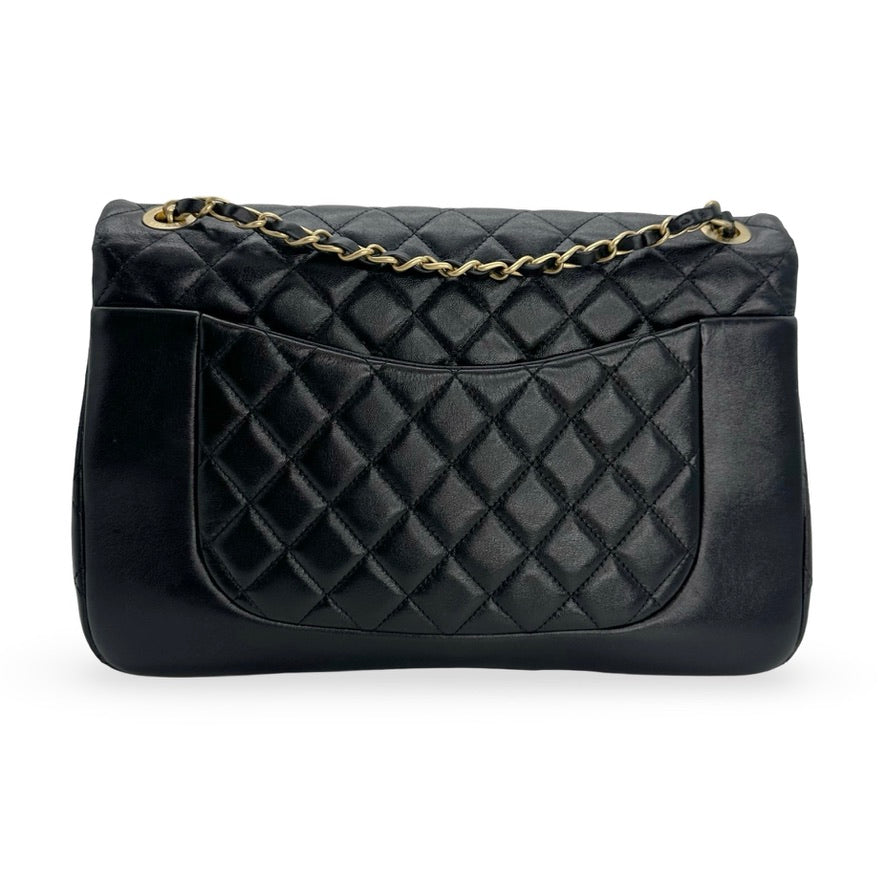 CHANEL: Quilted Lambskin Large Daily Friend Flap Bag