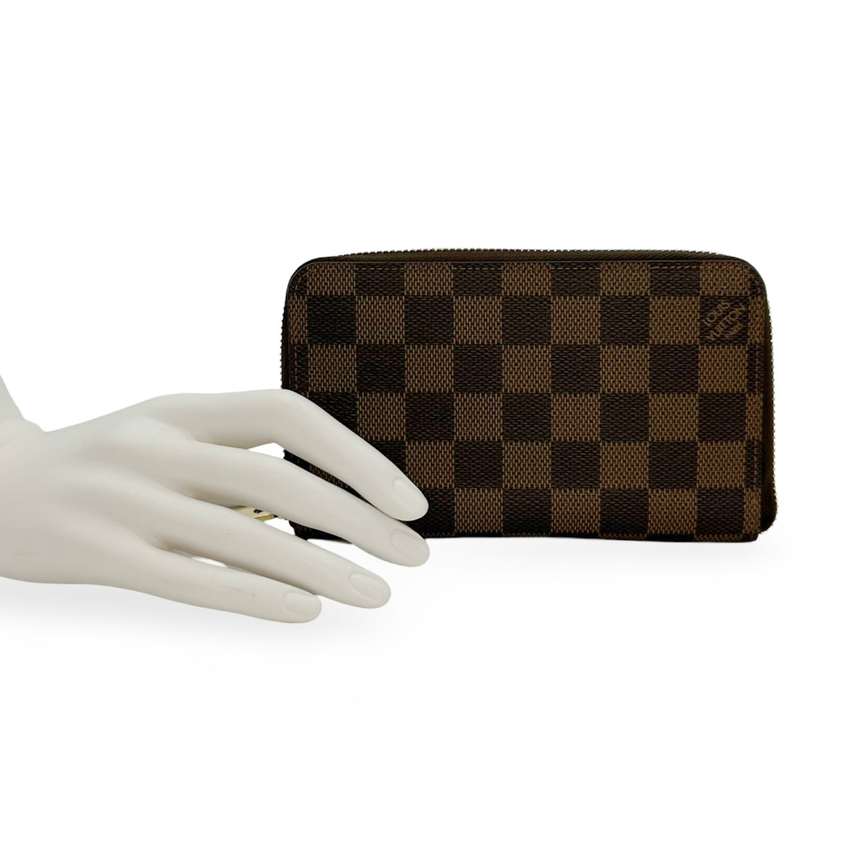 LOUIS VUITTON: Damier Ebene Zippy Compact Wallet