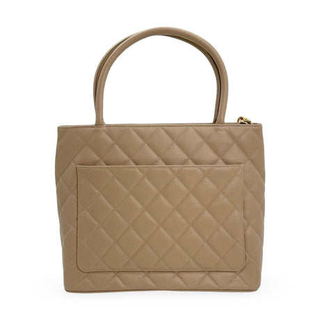 CHANEL: Quilted Caviar CC Medallion Tote