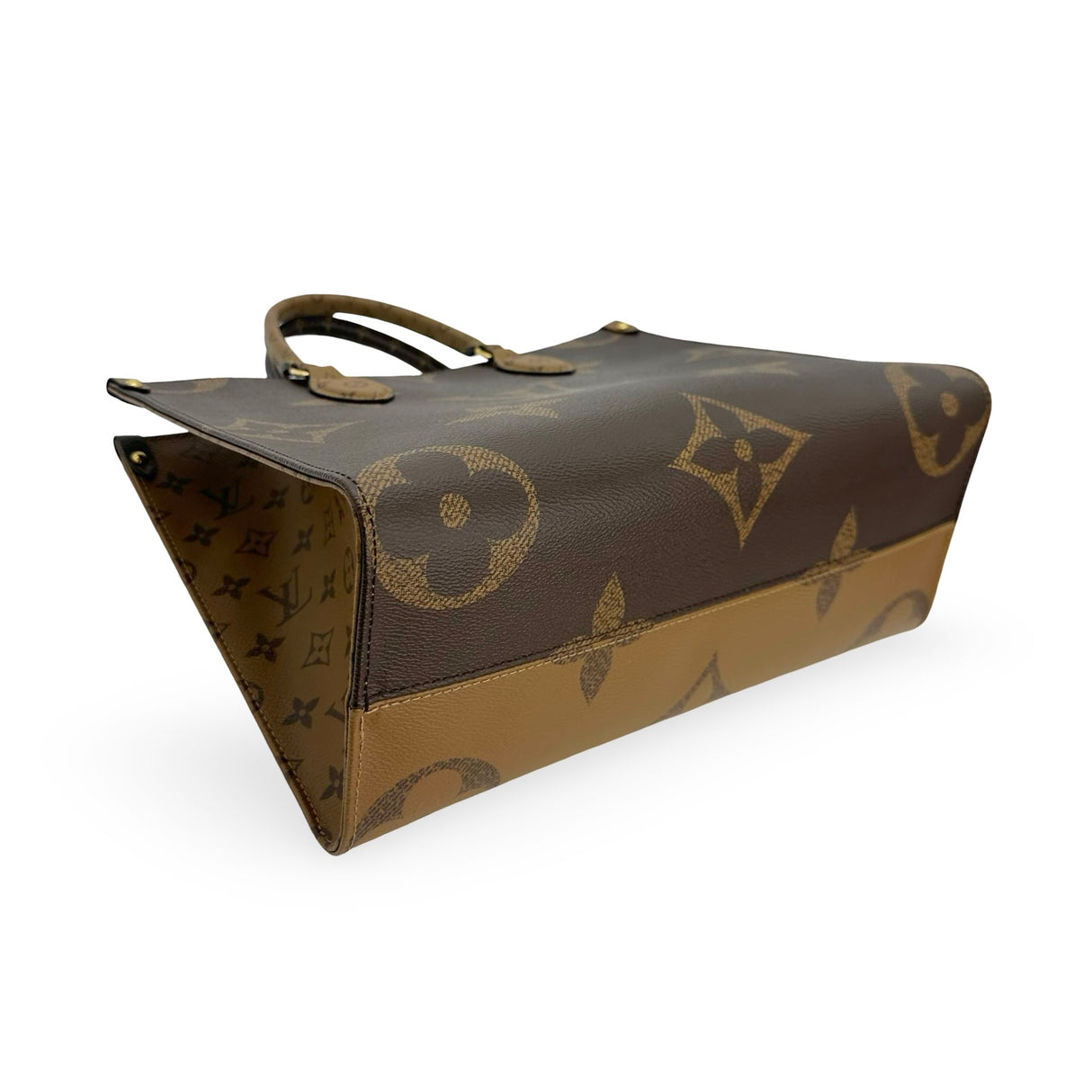 LOUIS VUITTON: Monogram OntheGo MM