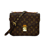 LOUIS VUITTON: Monogram Pochette Metis