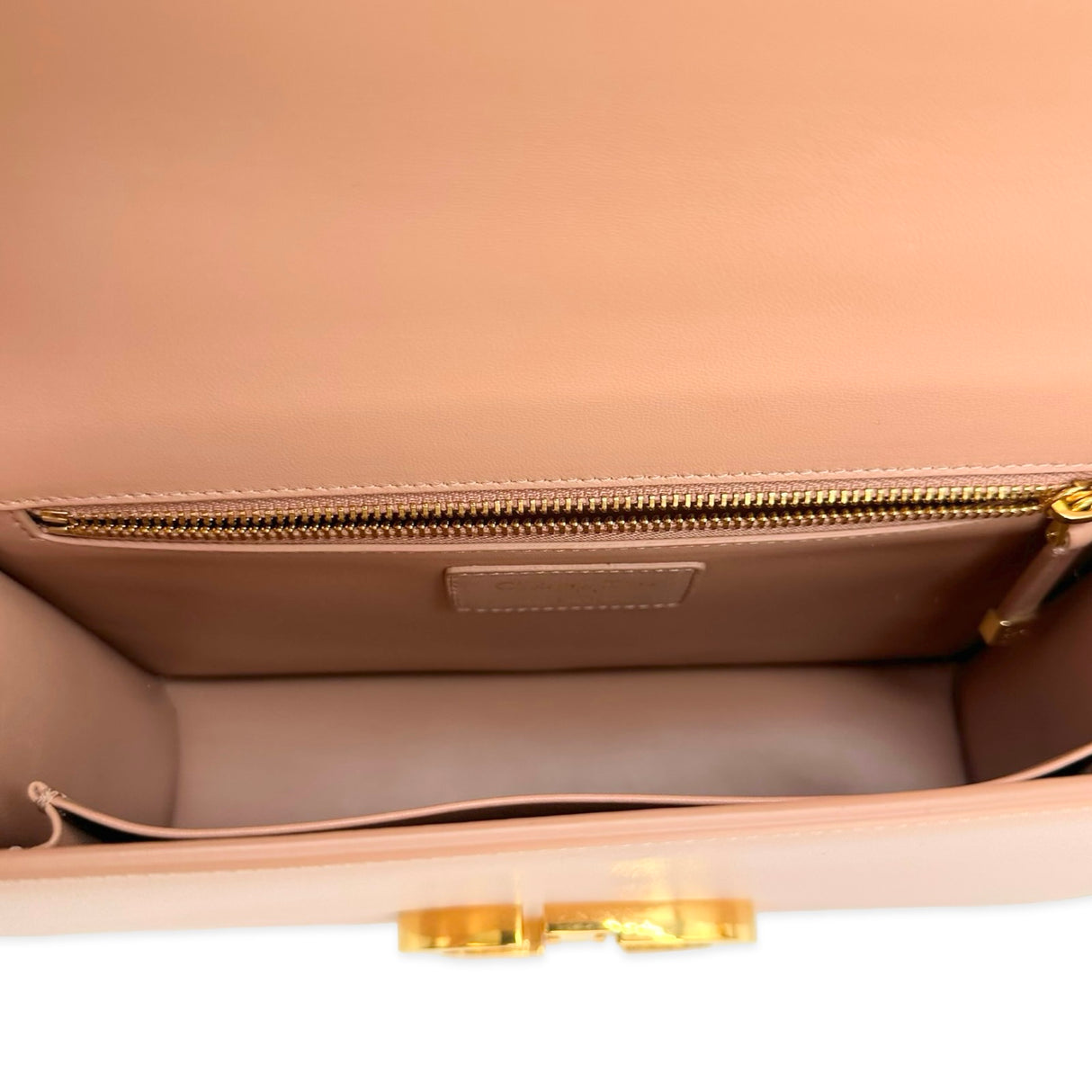 Calfskin 30 Montaigne Shoulder Bag