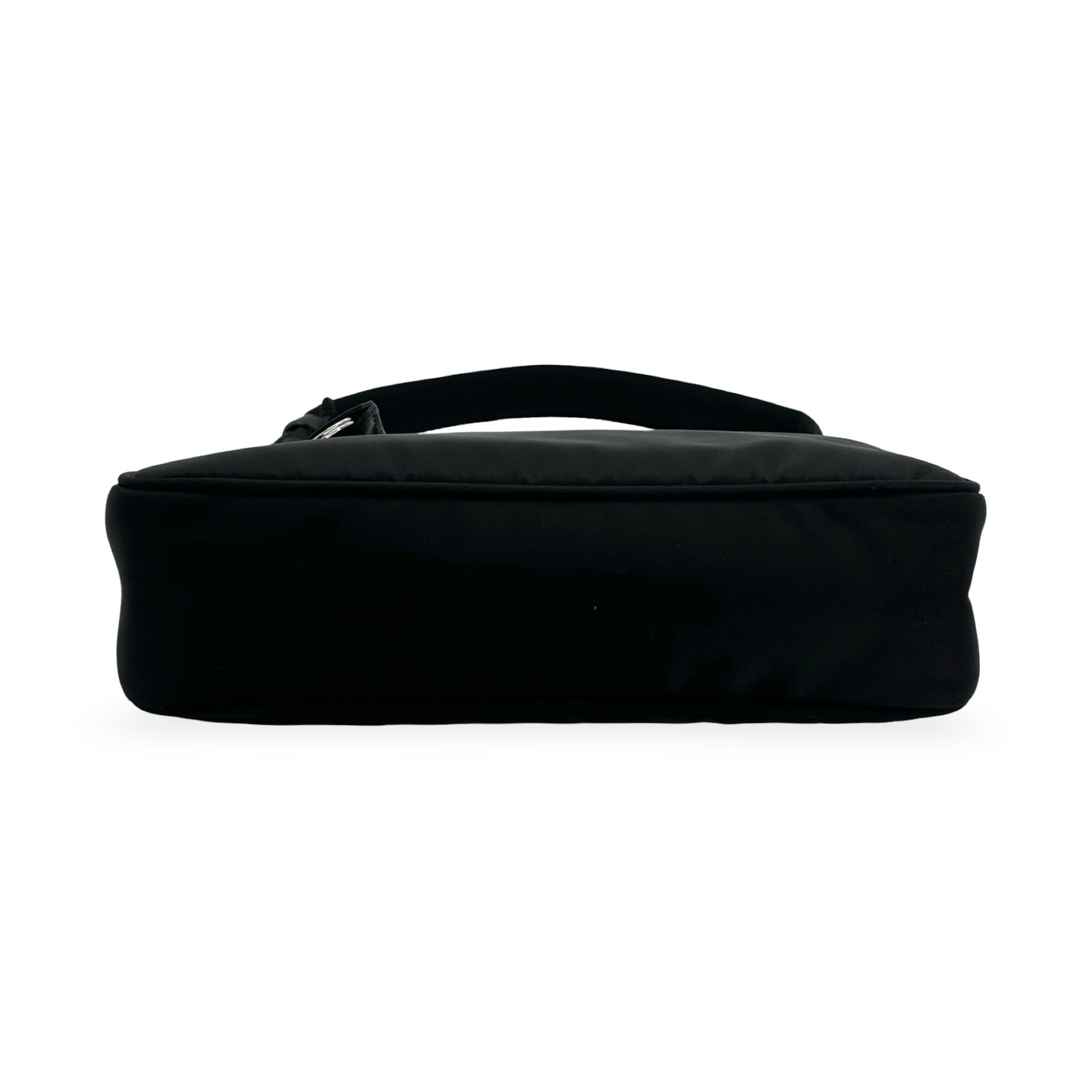 バッグ PRADA Re-Edition 2000 One shoulder bag PRADA: Re-Nylon Re-Edition 2000 Shoulder Bag – Luv Luxe